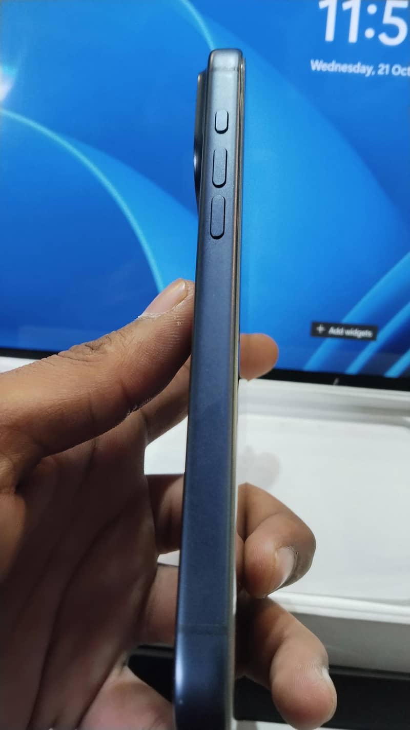 Apple iPhone 17 Pro Max 5