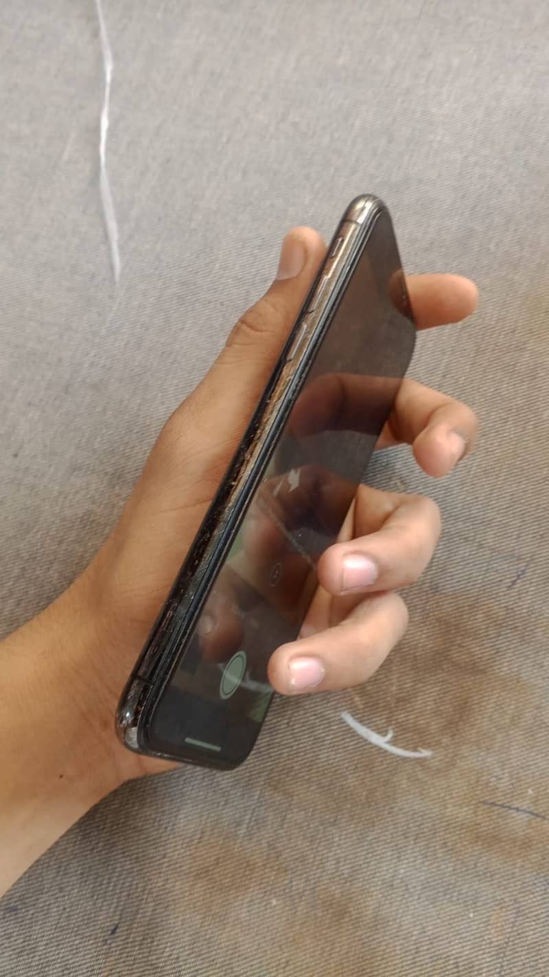 Apple iPhone X 1