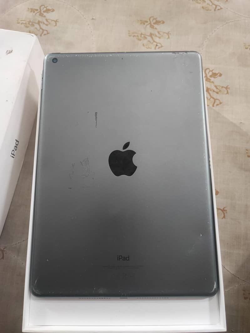 Ipad 9th generation 64GB 4