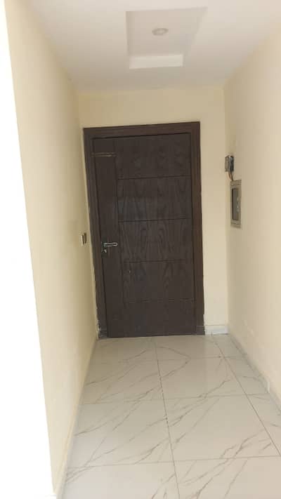 1 BED LIKE A BRAND NEW LUXURY IDEAL LOCATION EXCELLENT FLAT FOR RENT IN BAHRIA TOWN LAHORE