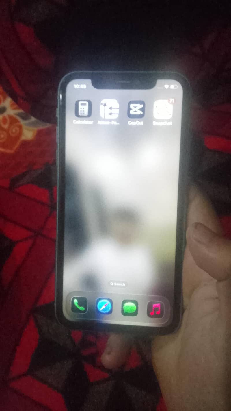 Apple iPhone 11 3