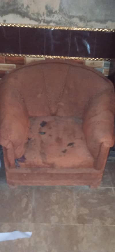 3 Seater Sofa Set For Sale - Ghulam Mohammad Abad Faisalabad
