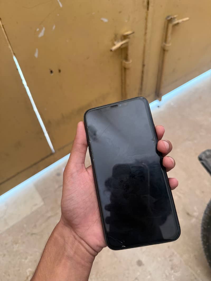 iPhone 11 Pro Max 5