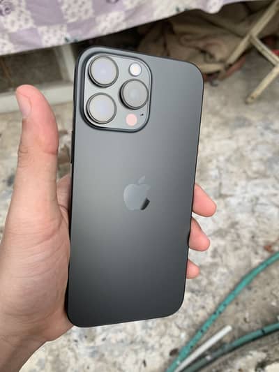 Apple iPhone 16 Pro Max