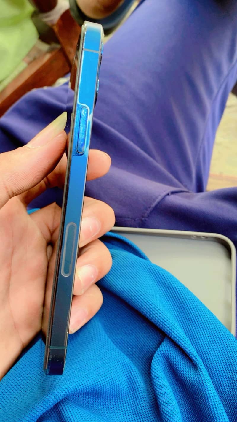 Apple iPhone 12 Pro 1