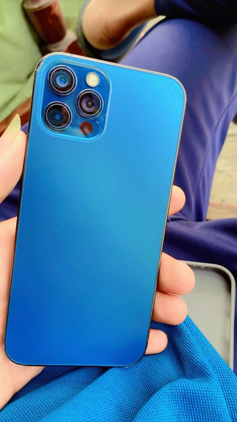 Apple iPhone 12 Pro 2