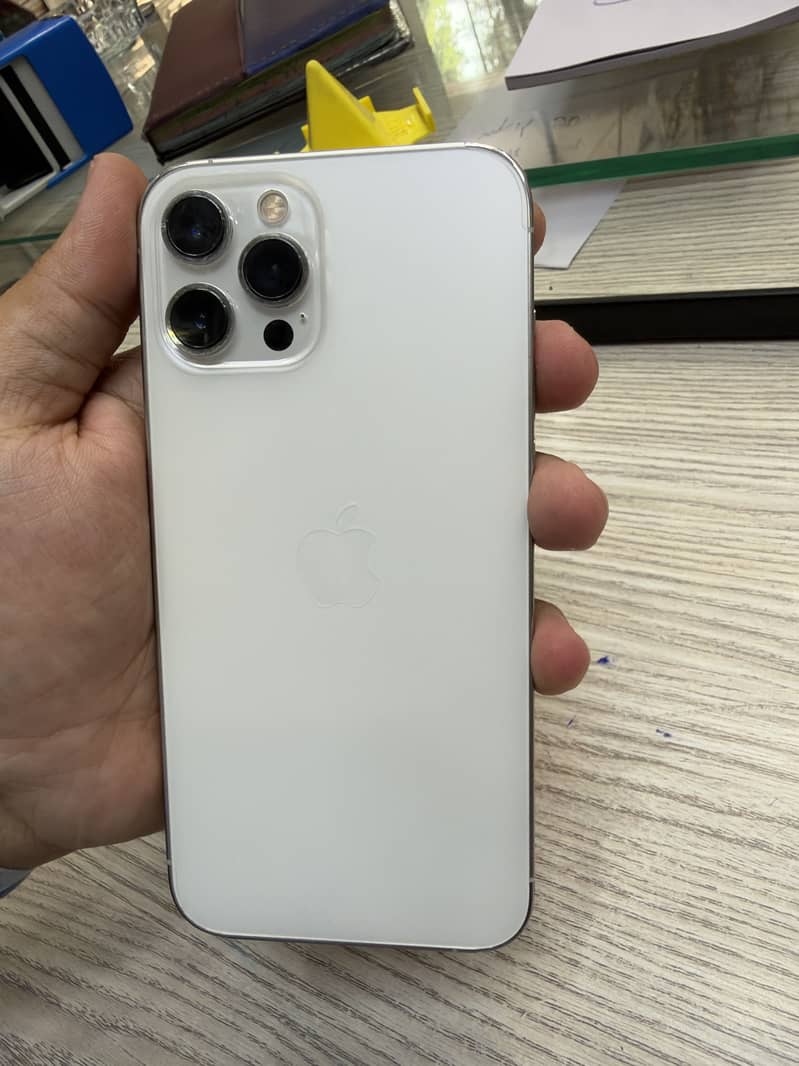 Apple iPhone 12 Pro Max 1