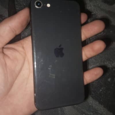 I phone se 2020 All parts are original PAnnel , Battery,and more thing