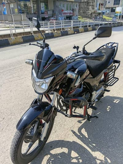 Honda CB 150F Low Milage