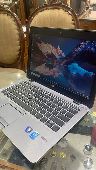 HP EliteBook 820 G2 - Core i5 - 8GB RAM - 256GB SSD - 12.5" - Slim