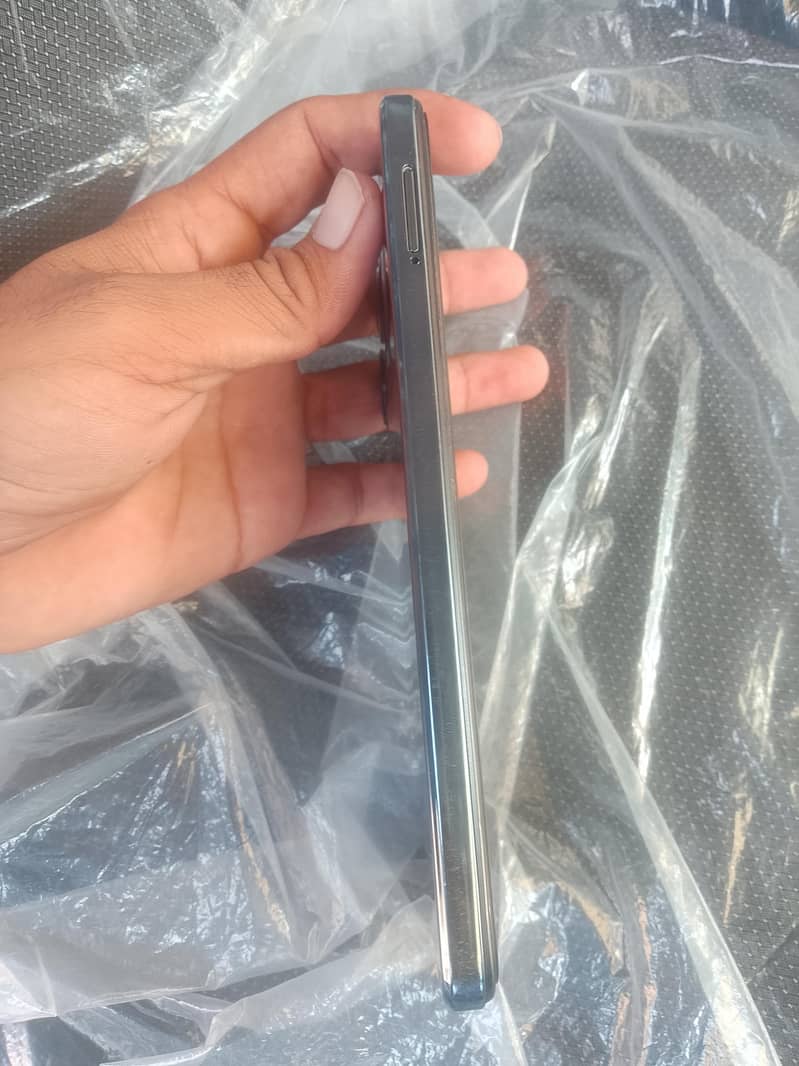 Tecno Spark 10C 4