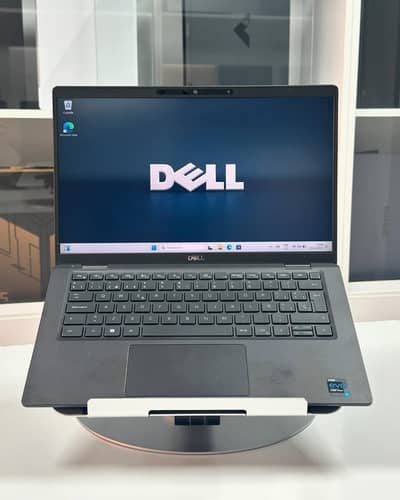 Dell Core i7 8th Generation (Ram 8GB + SSD 256GB) FHD Display