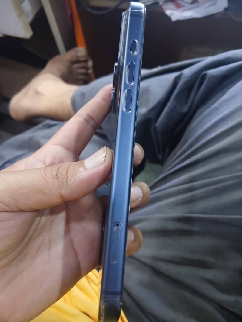 Apple iPhone 17 Pro Max 2