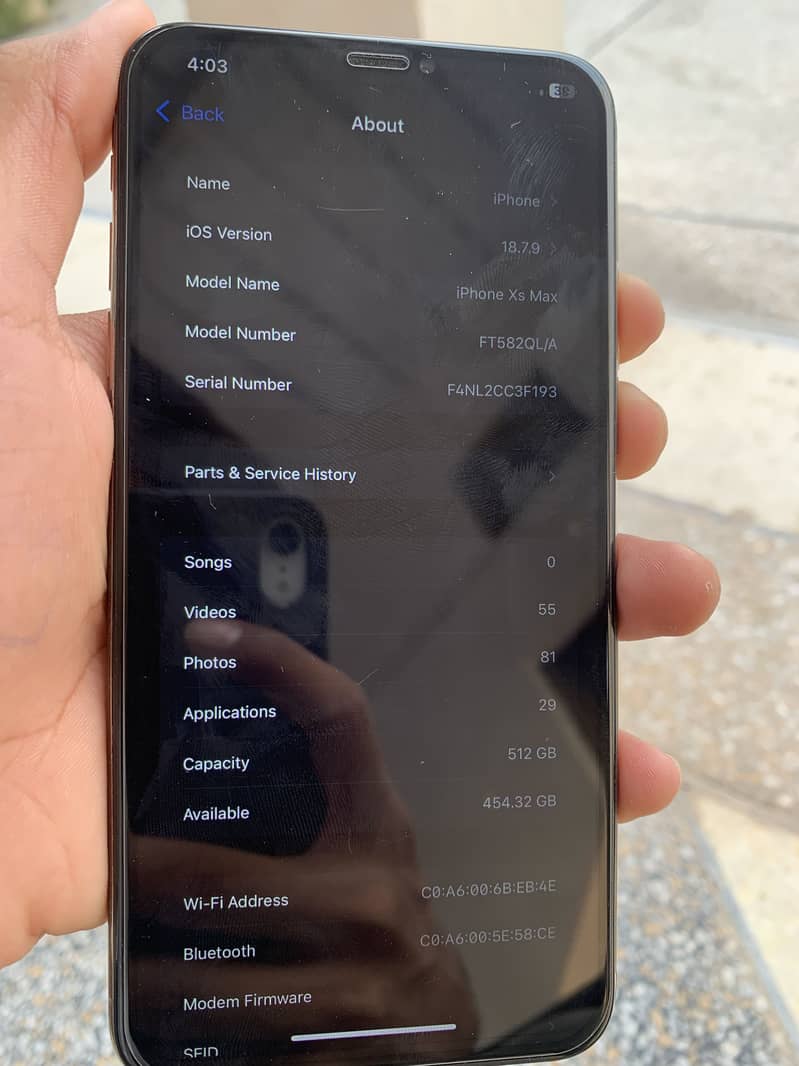 Apple iPhone XS Max 5
