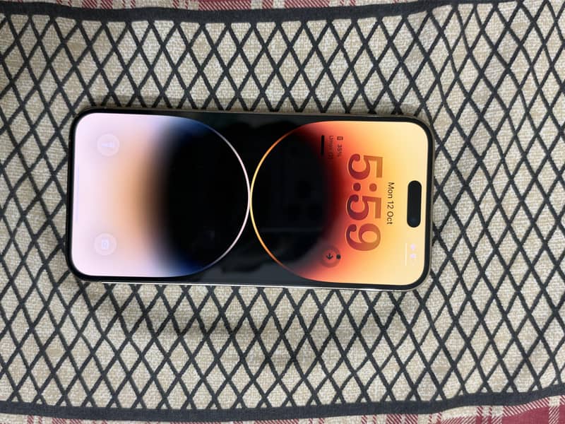 Apple iPhone 16 Pro Max 5