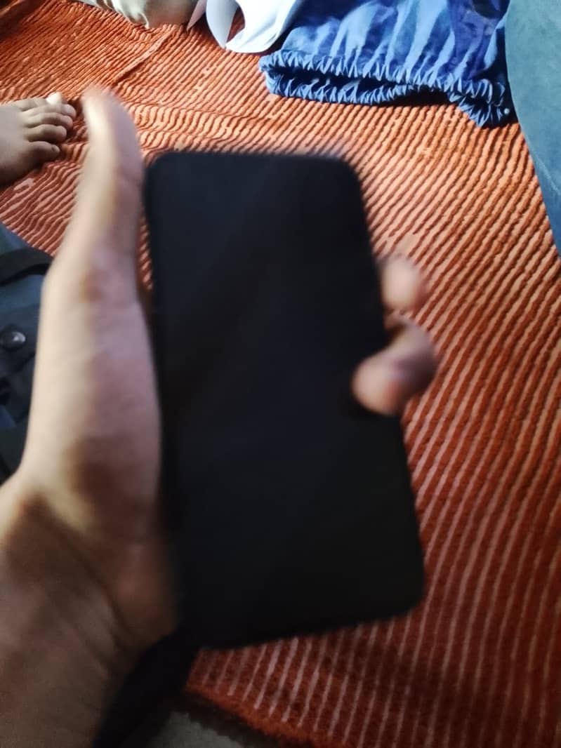 Apple iPhone 13 4