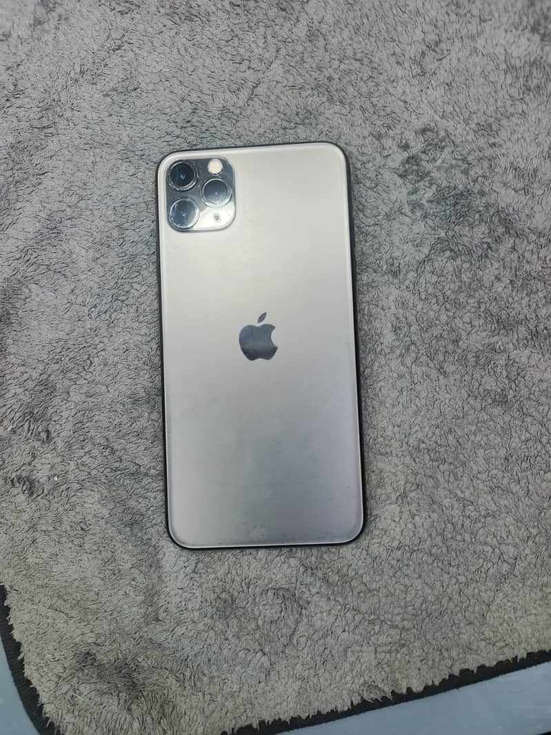 Apple iPhone 11 0