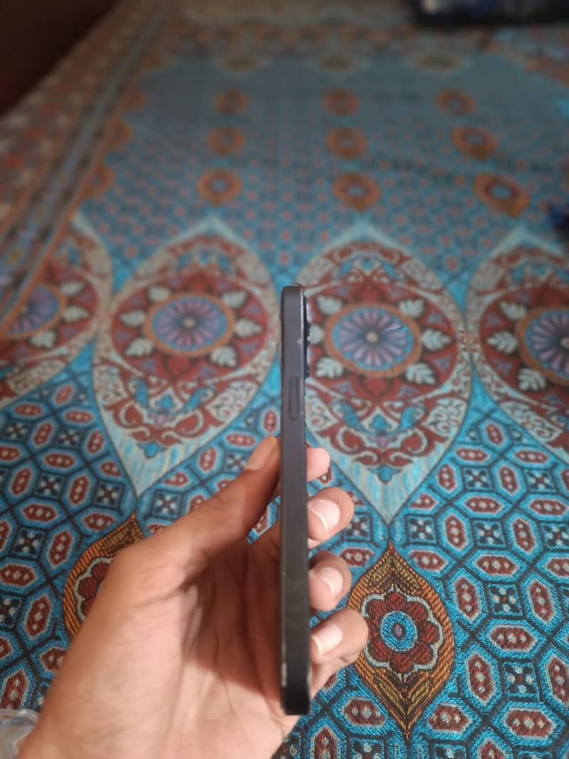 iPhone 13 FU 4