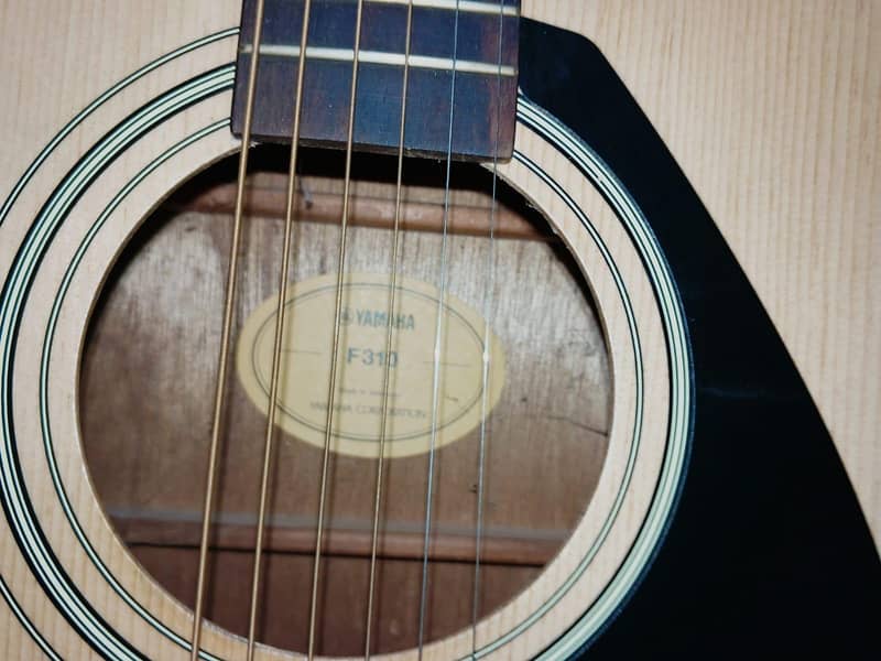 guitar 3