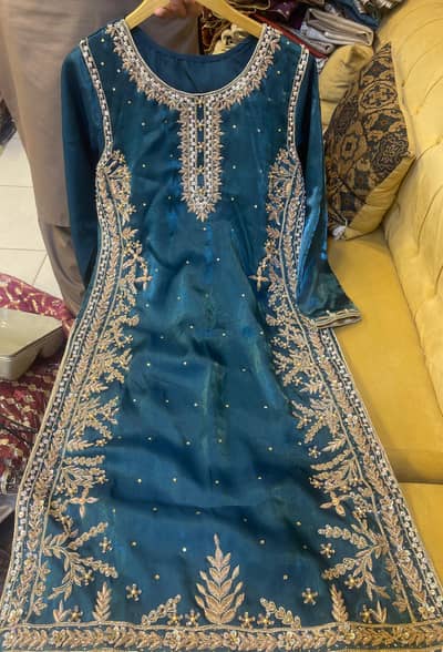 Sheesha silk 3pcs formal wear women size small