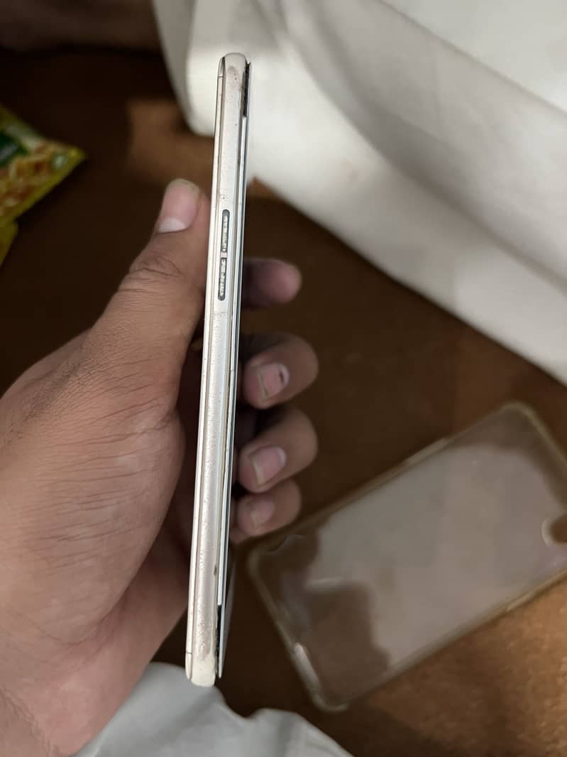 Oppo A37 5