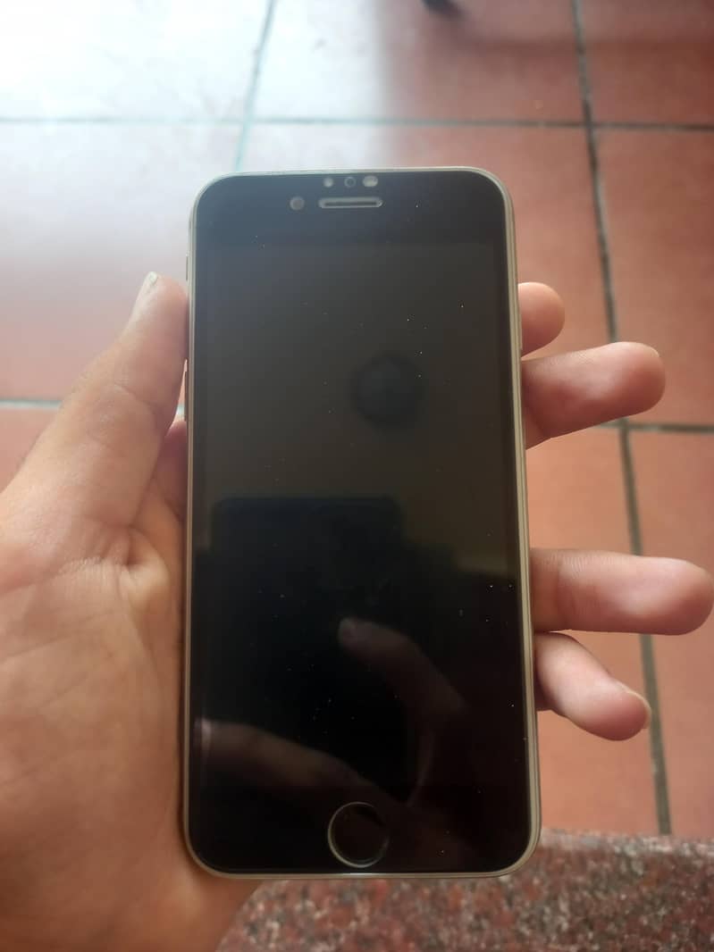 Apple iPhone 6 3