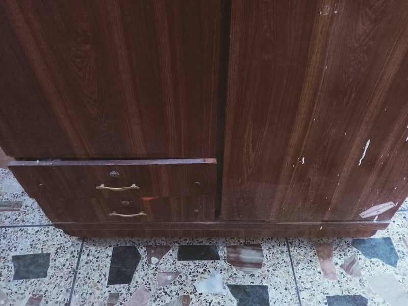 cabinet 1
