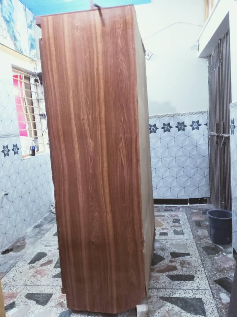 cabinet 5