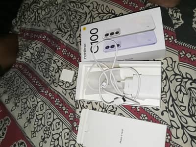 Realme c100