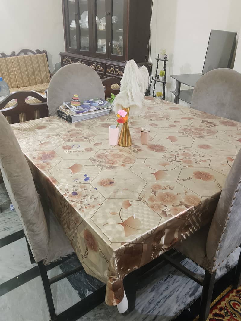 dinning table 5