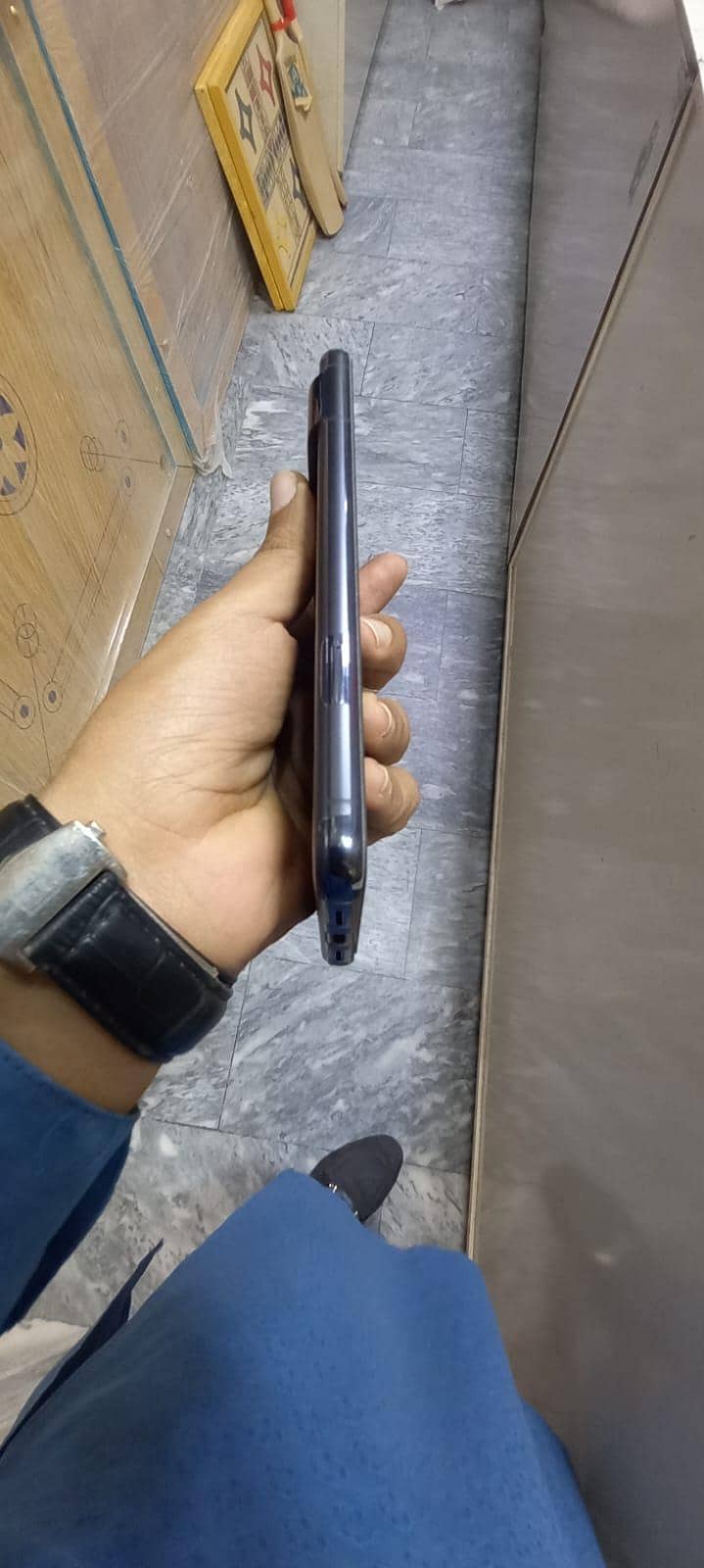 Google Pixel 8 Pro 4