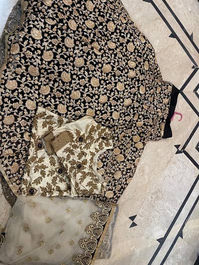 langa for sale condition 10 on 10 new ha use in one time