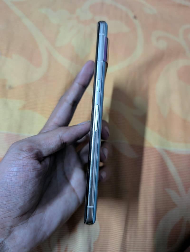 Google Pixel 7 Pro 4