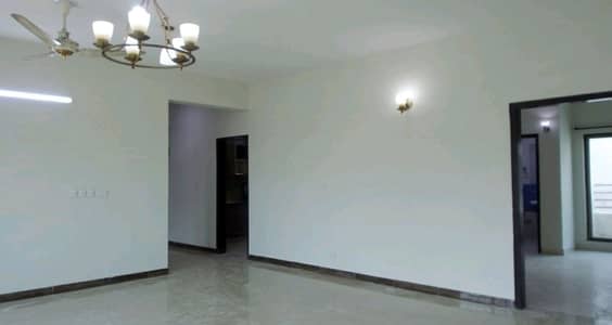 Flat Of 10 Marla Available In Askari 11 - Sector B Apartments
