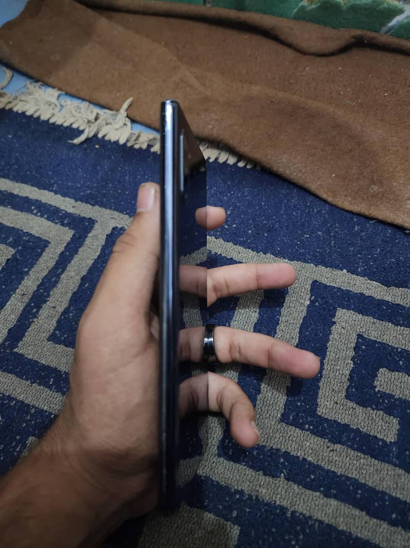 Samsung Mobile Note 10 Plus 2