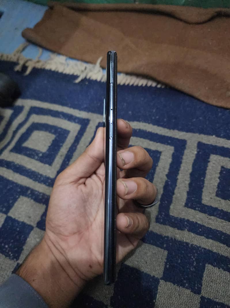 Samsung Mobile Note 10 Plus 3