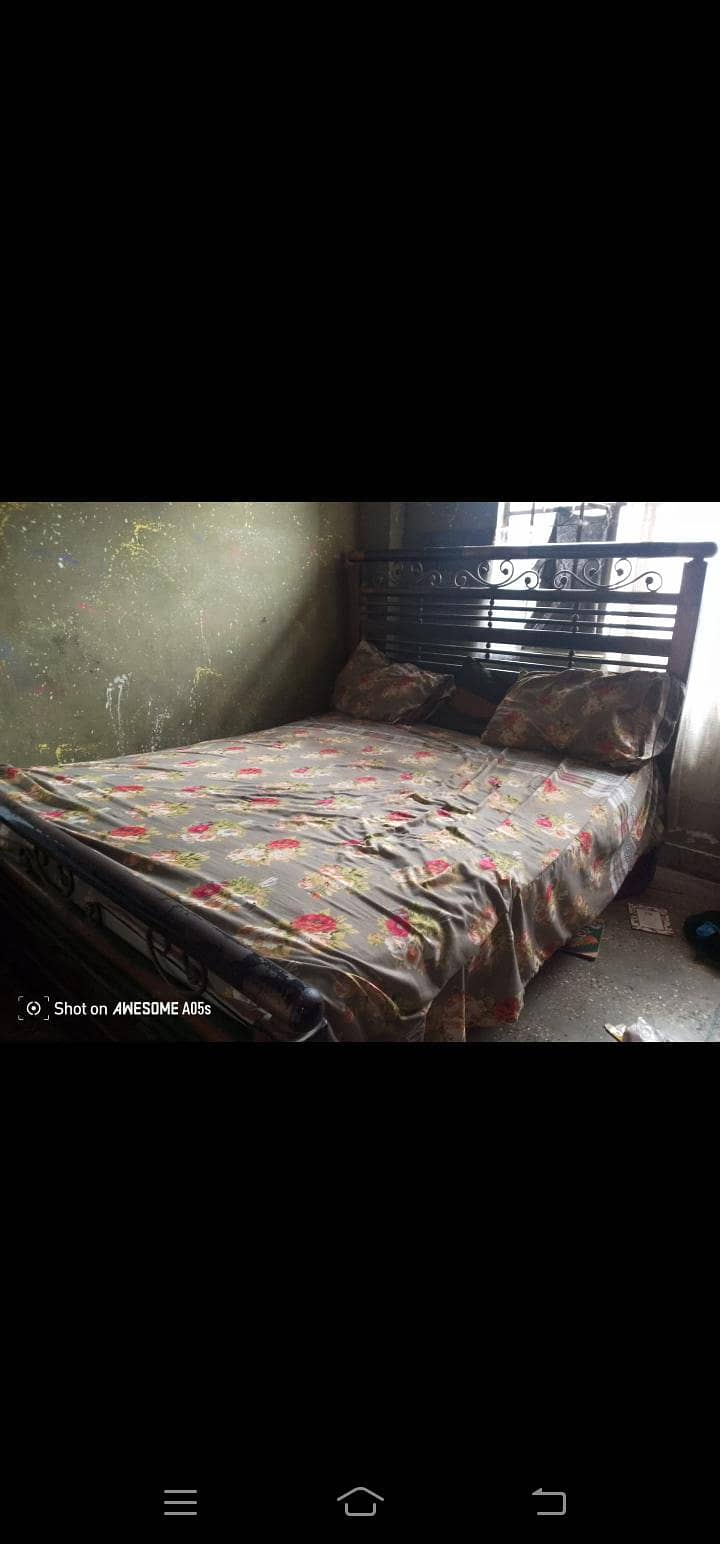 iron bed 3
