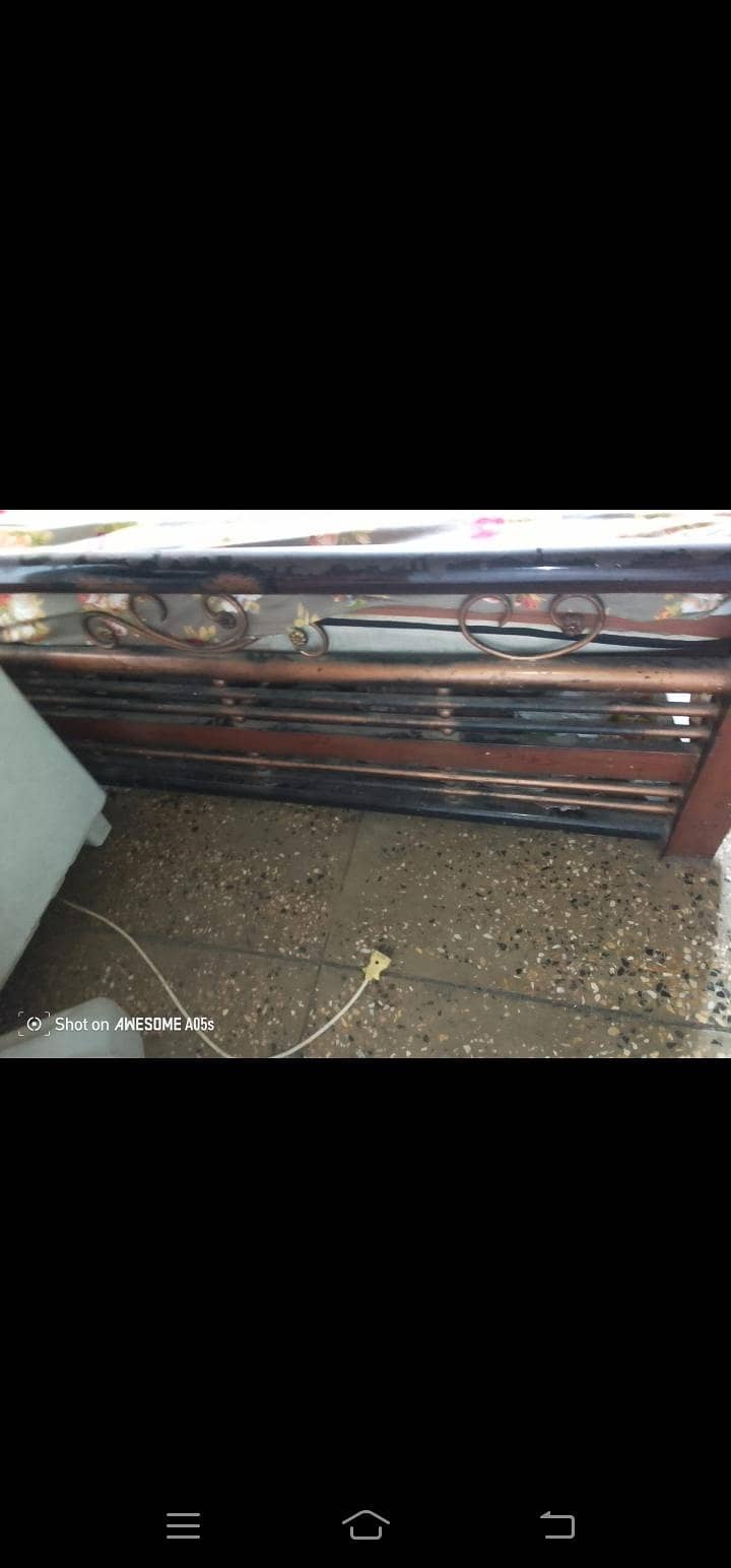 iron bed 4