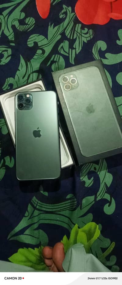 Apple iPhone 11 Pro Max with box