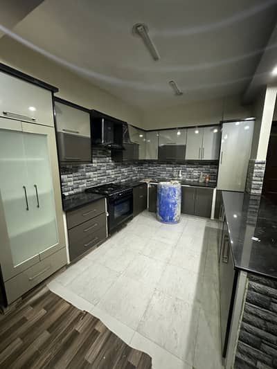 FLAT AVAILABLE FOR RENT ( NEAREST TO HASAN SQUARE )
