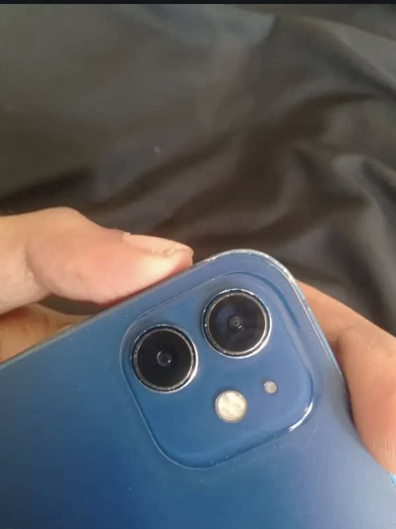 Apple iPhone 12 1