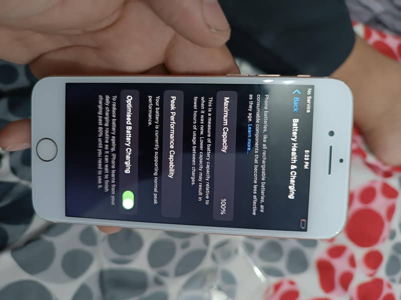 Apple iPhone 8 0