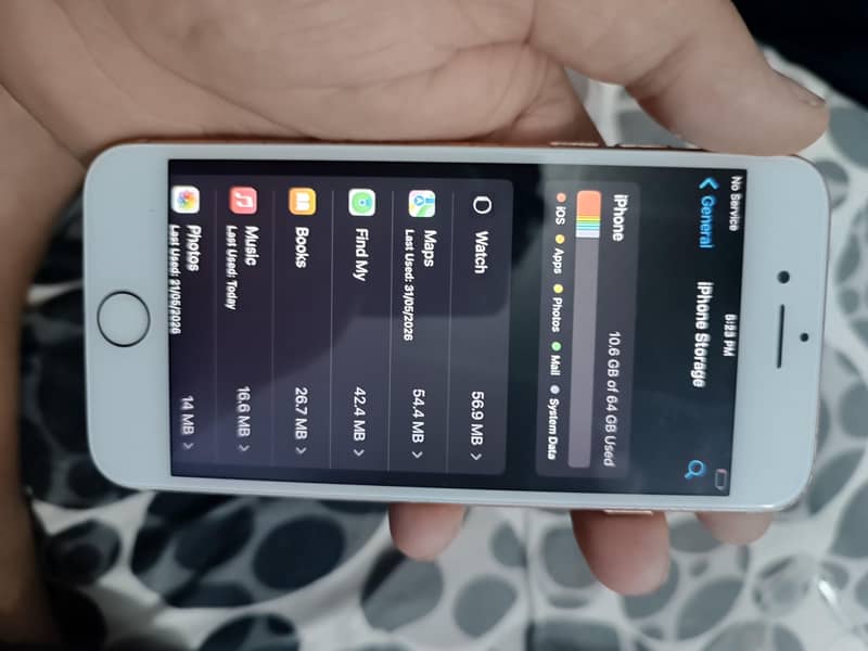 Apple iPhone 8 1