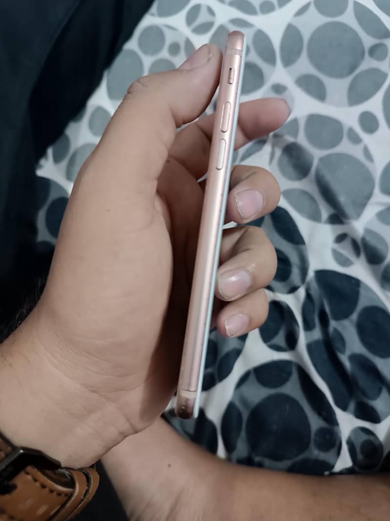 Apple iPhone 8 2