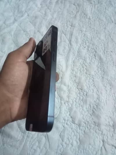 Apple iPhone 14