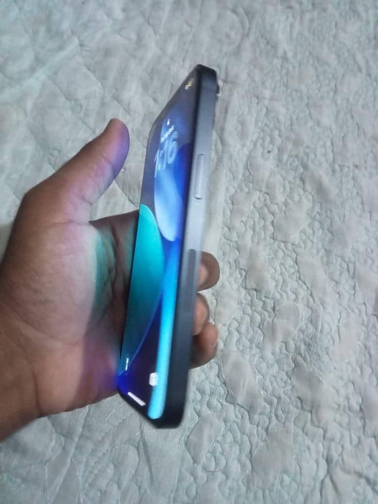 Apple iPhone 14 1