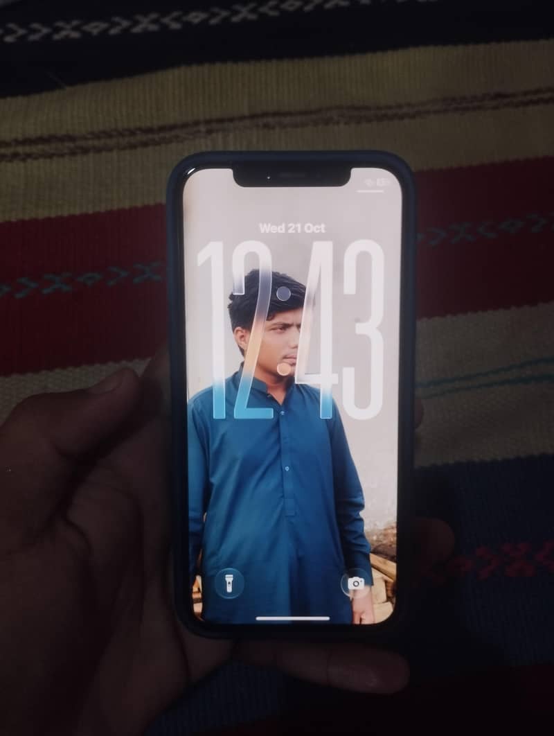 Apple iPhone 12 1