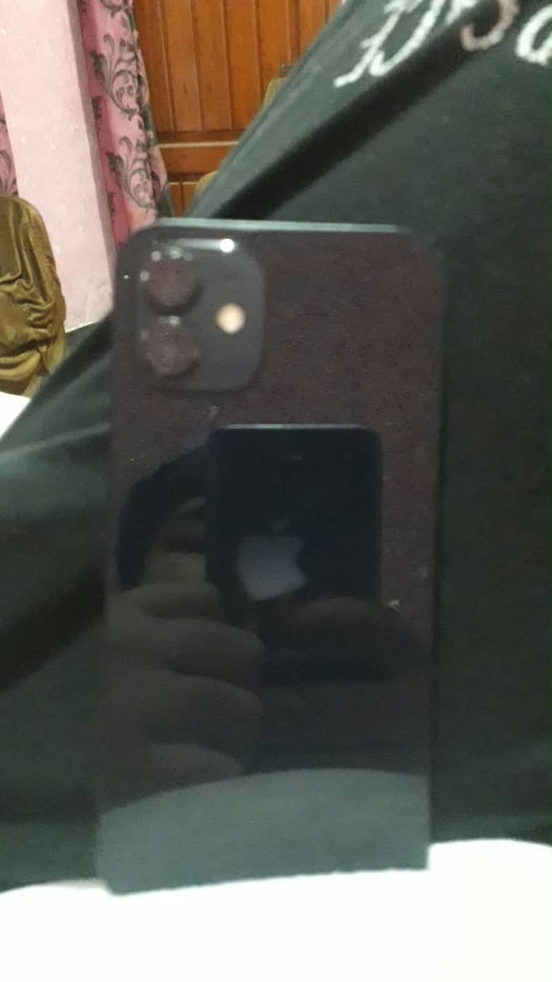 Apple iPhone 12 3