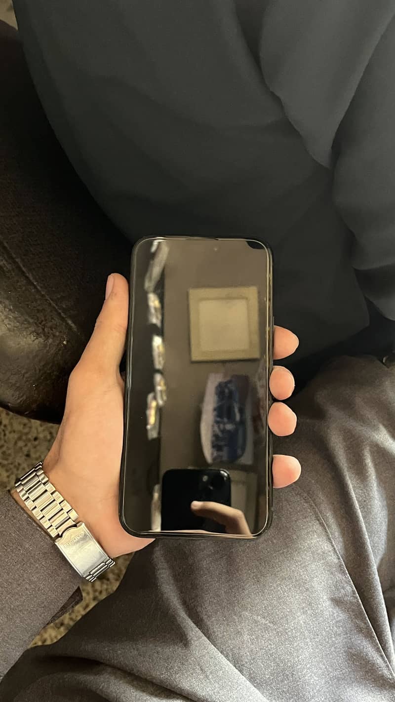 Apple iPhone 15 plus 3