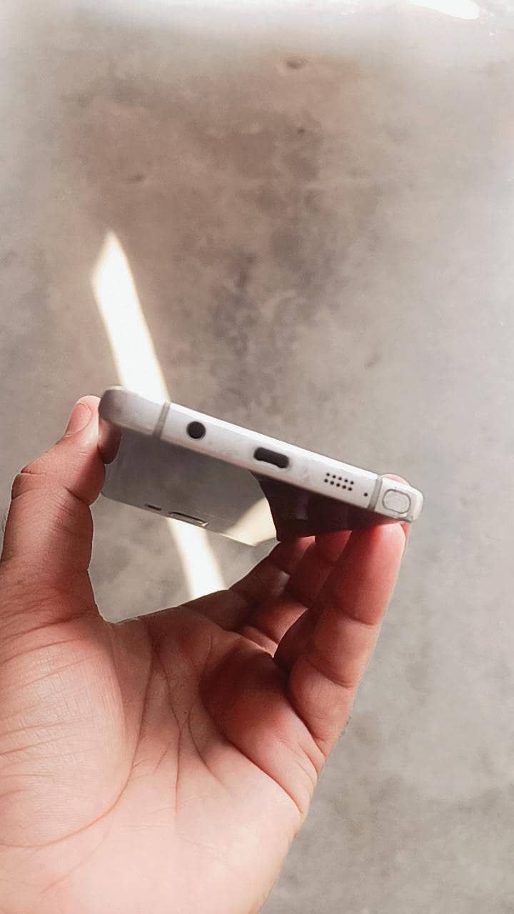 Samsung Mobile Note5 5